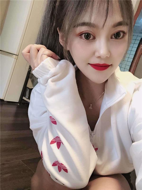 南京大眼妹，Sao气十足